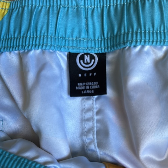 Swim trunks - Picture 2 of 3